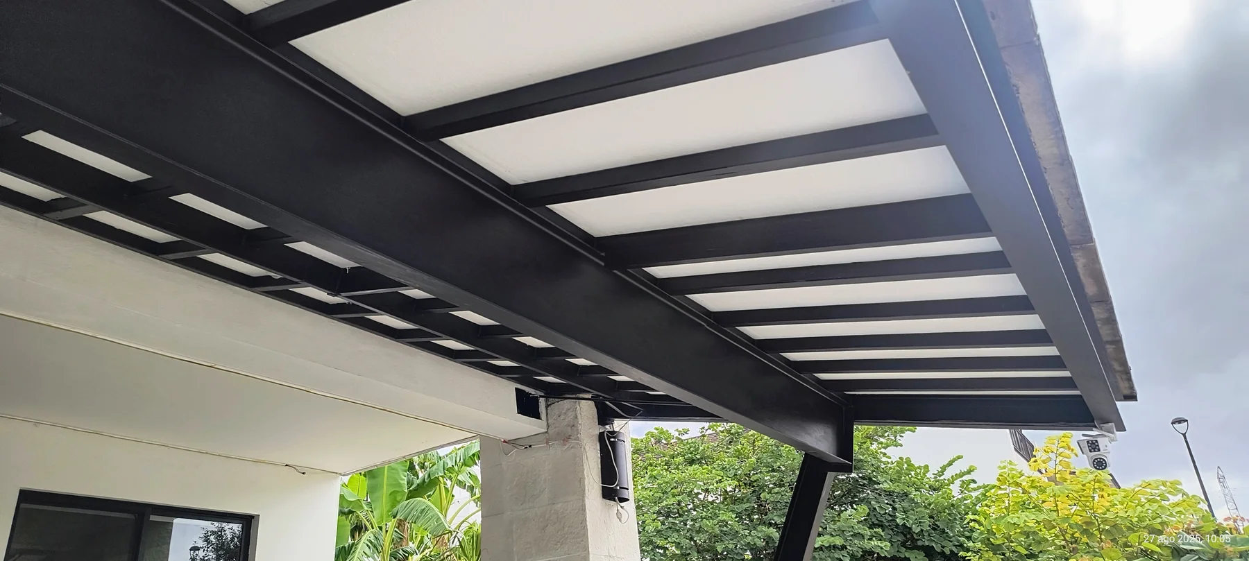 Pérgola / estructura realizada por Grupo FyS
